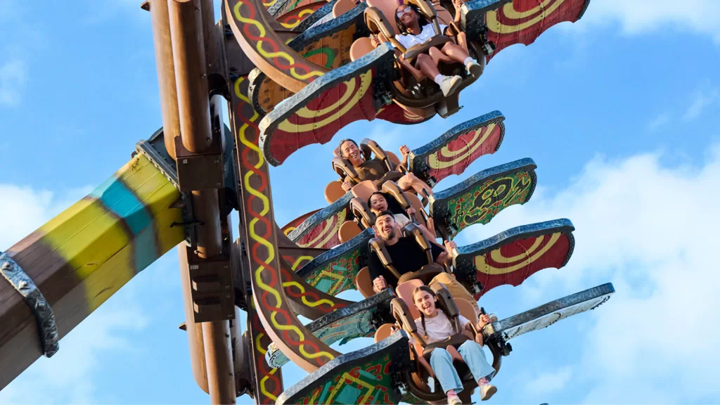 Ao vincular seu ingresso Universal no celular, a sua entrada fica mais fácil e você tem uma experiência mais prática e conveniente nos parques.