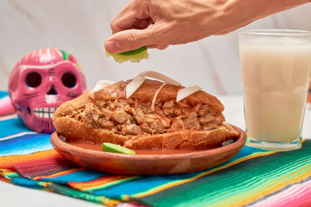 Guadalajara é a terra dos sabores intensos e pratos "afogados". A culinária local é motivo de orgulho nacional e você não pode ir embora sem provar três clássicos.