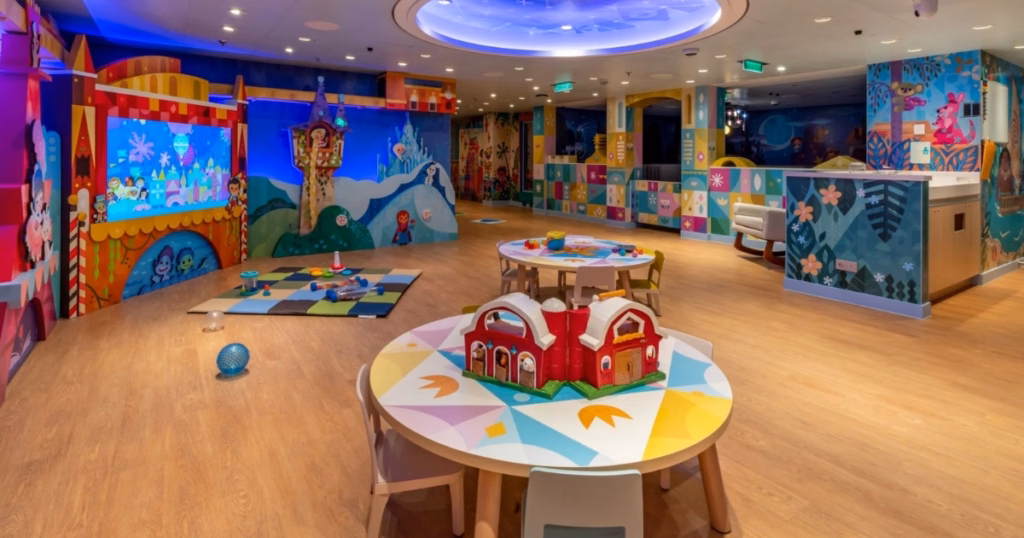 Berçário It's a Small World Nursery em navio da Disney Cruise Line
